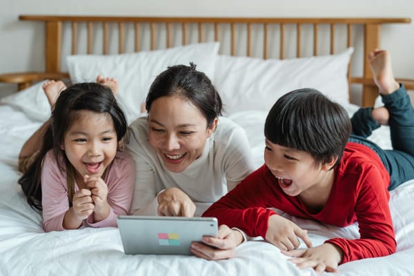 Social Media and Body Image: Raise Kids With Healthy Confidence